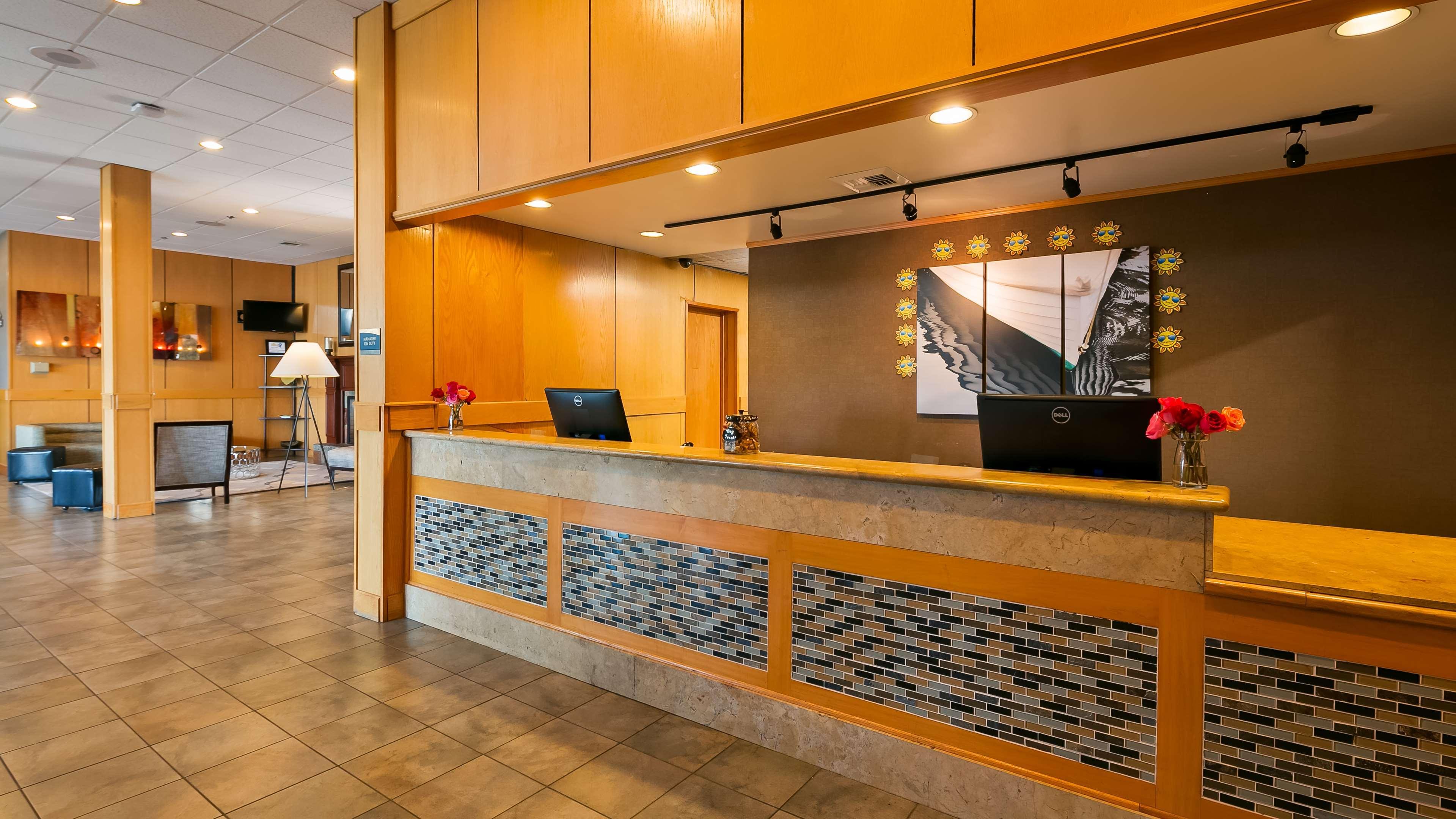 Best Western Plus Silverdale Beach Hotel מראה חיצוני תמונה