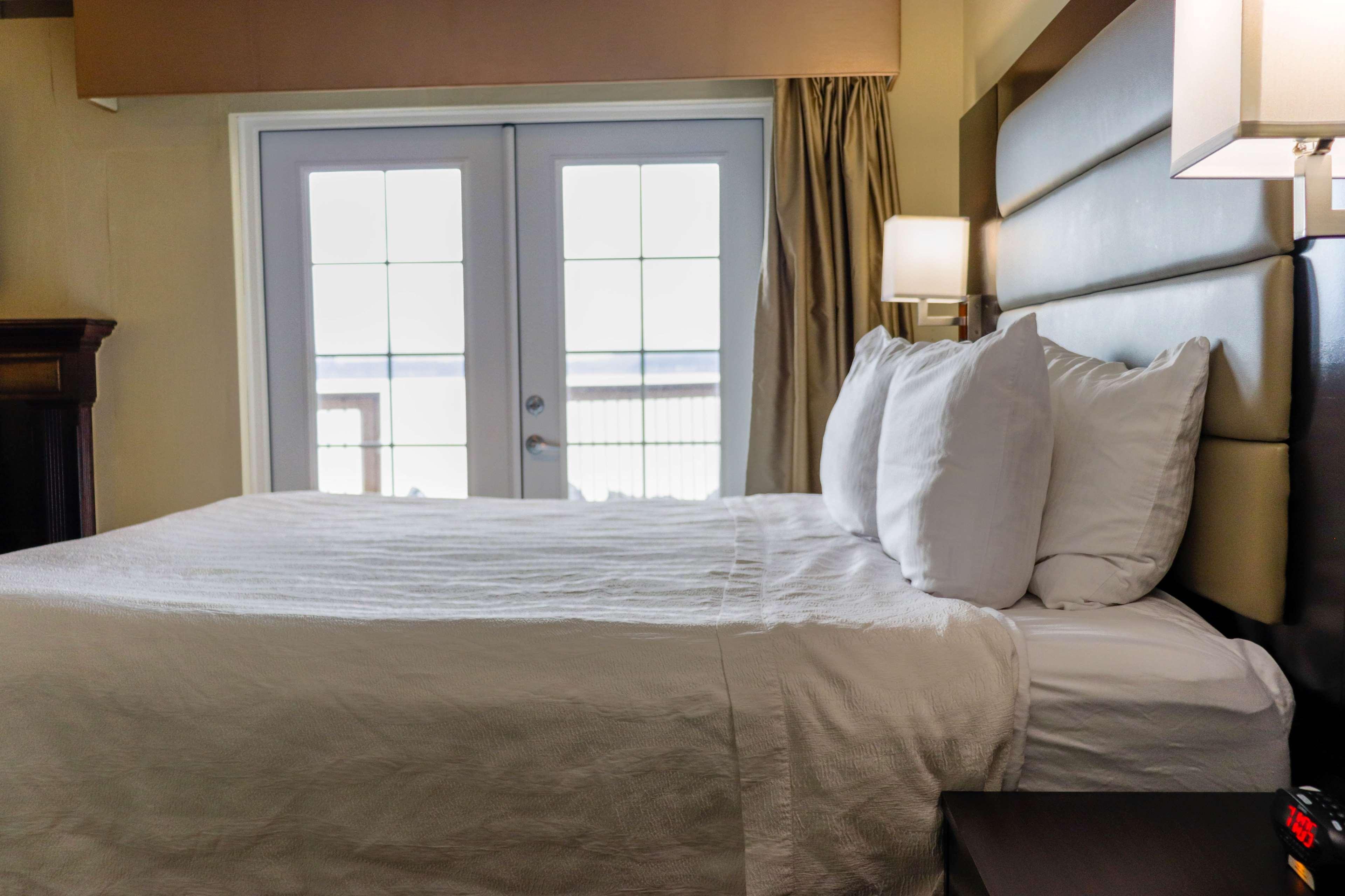 Best Western Plus Silverdale Beach Hotel מראה חיצוני תמונה